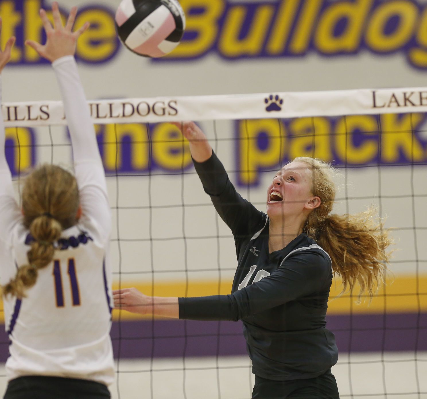 VBall Lake Mills vs. Forest City 11